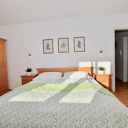 Apartment Apartment Mountain Panorama By Z-K-H Rentals